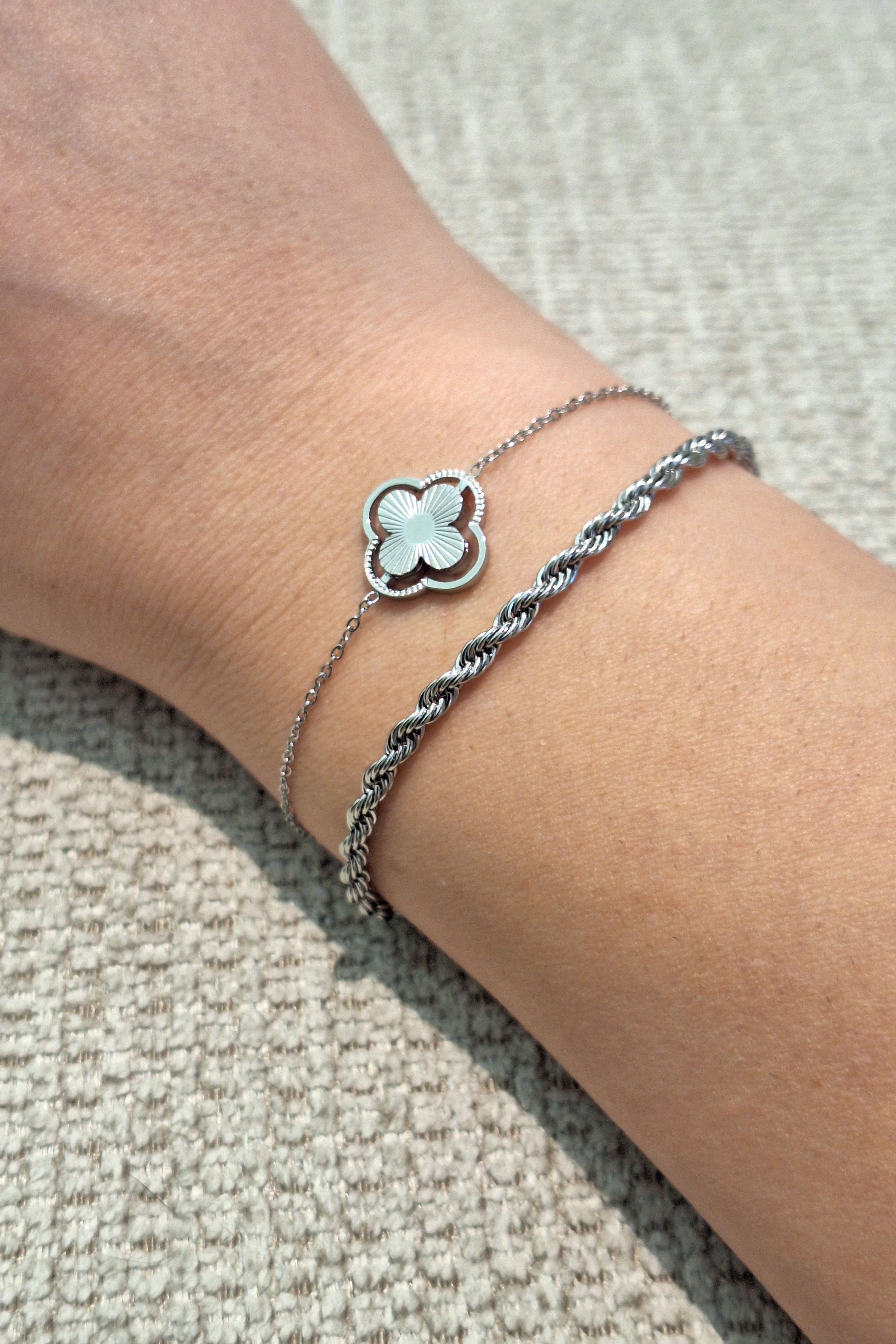 Dubbel klöver armband