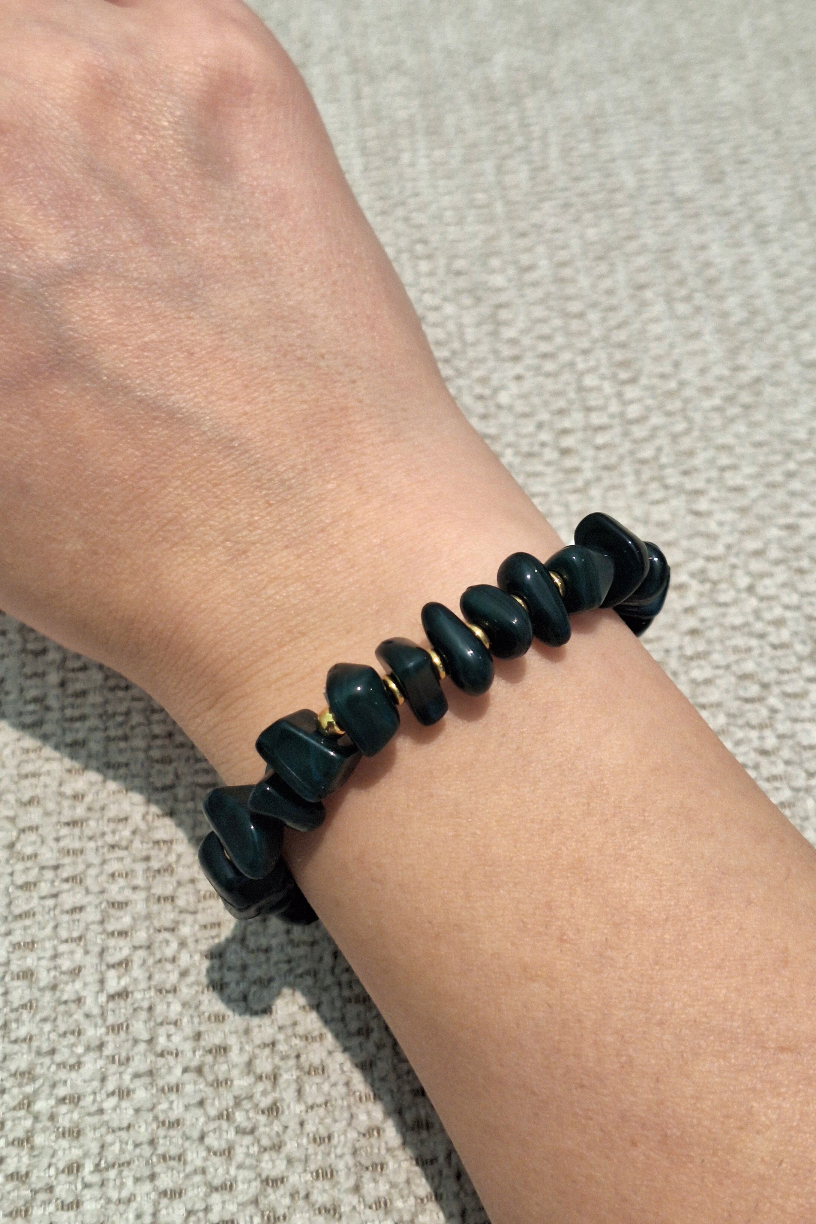 Armband med akrylpärlor - Mörkgrön