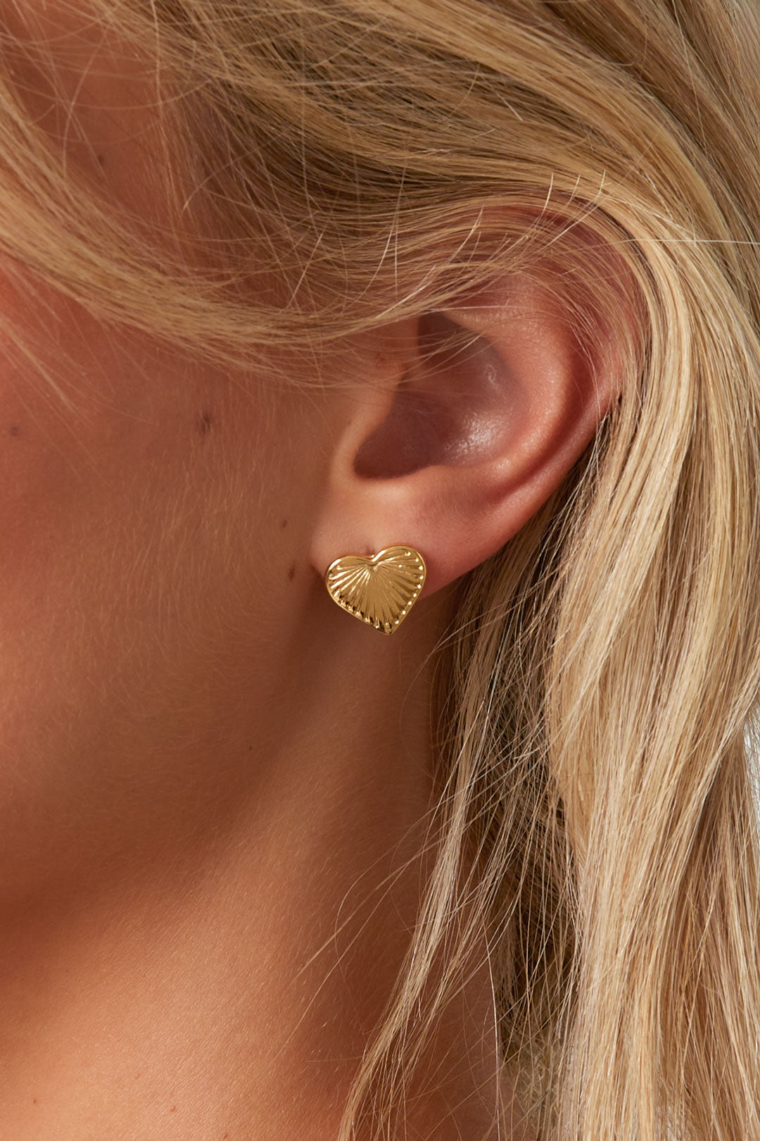 Hjärtformade stud örhängen